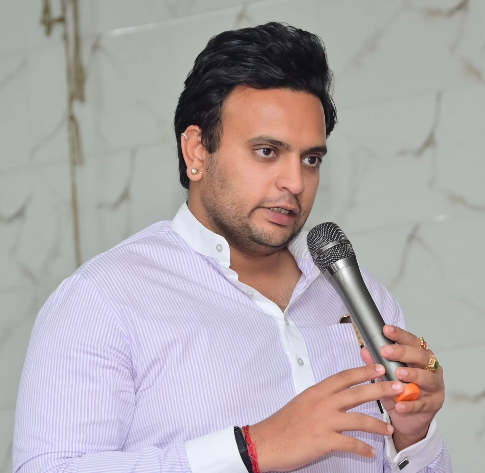 ಮೈಸೂರು ದಸರಾದಲ್ಲಿ `ಕಂಬಳ' ಆಯೋಜನೆಗೆ  ಸಂಸದ ಯದುವೀರ್ ಆಕ್ಷೇಪ 