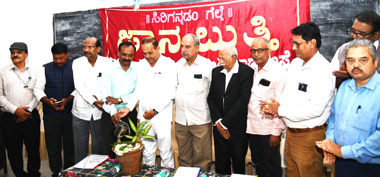 ಪ್ರಾಧ್ಯಾಪಕರು  ಅಪ್ಡೇಟ್ ಆಗುತ್ತಾ ಹೋದರೆ ಮಾತ್ರ ಪರಿಪೂರ್ಣ ಜ್ಞಾನವನ್ನು ವಿದ್ಯಾರ್ಥಿ ಸಮೂಹಕ್ಕೆ ನೀಡಬಹುದು  