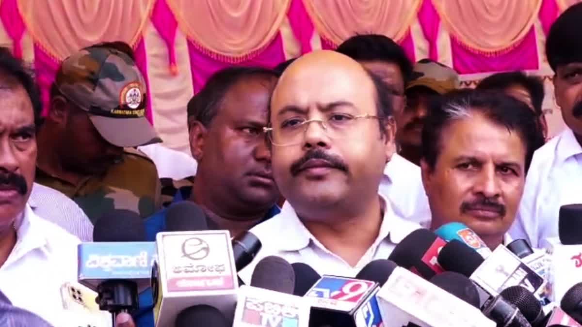 ಮೈಸೂರು: ಪ್ರಮೋದಾದೇವಿ ಅವರು ಹೇಳಿರುವ ಎಲ್ಲಾ ಸಲಹೆಗಳನ್ನು ಕೇಳಲು ಸರ್ಕಾರಕ್ಕೆ ಸಾಧ್ಯವಿಲ್ಲ; ಸಚಿವ ಡಾ.ಯತೀಂದ್ರ ಸಿದ್ದರಾಮಯ್ಯ 